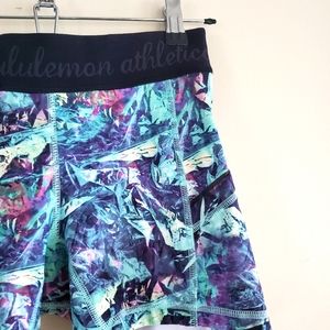 Lululemon biker shorts 🚲